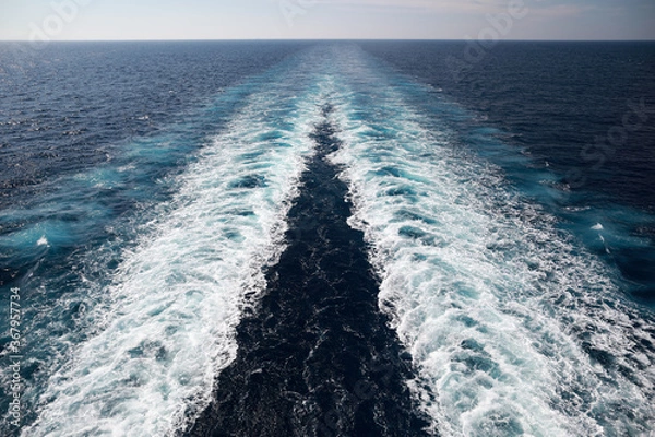 Obraz Trail of beautiful and clear water from cruise ship in Caribbean Sea in summer time