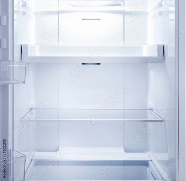 Fototapeta Puste otwarte wnętrze lodówki
