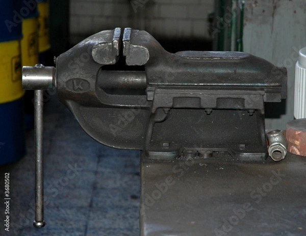 Obraz metal tool compressor