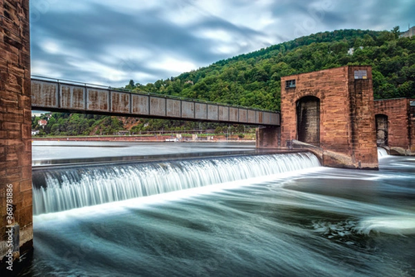 Obraz Staustufe am Neckar in Heidelberg, Wasserkraftwerk Schleuse Wehr Schifffahrt