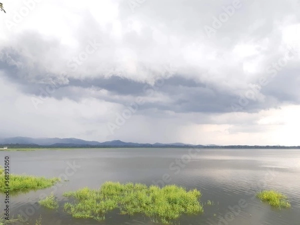 Obraz storm clouds over the estuary