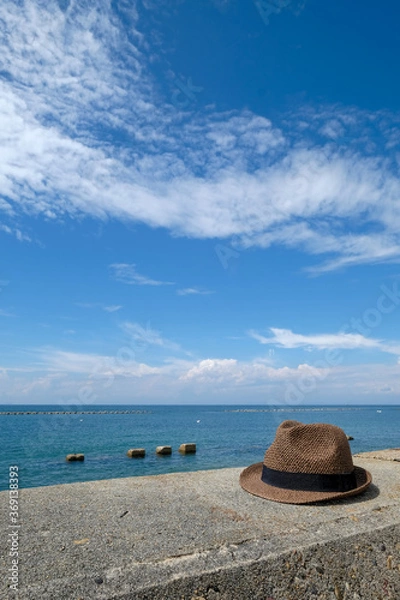Obraz 夏の青い空と青い海と帽子