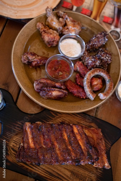 Fototapeta wędzona kiełbasa i kiełbasy