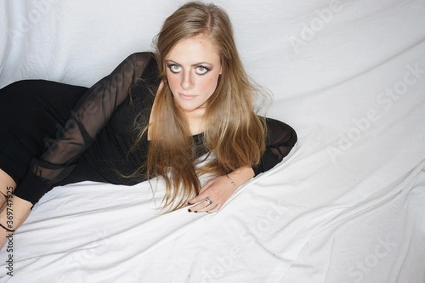 Obraz Laying on the side 