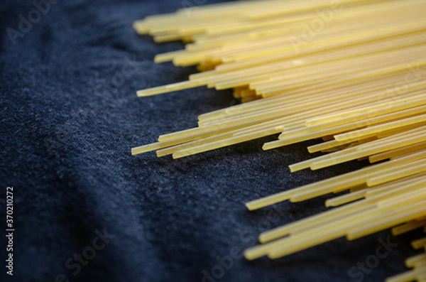 Obraz spaghetti on a black background