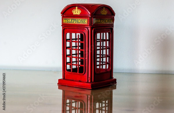 Obraz miniature london phonebox on glass with white background