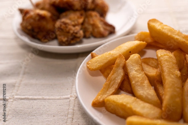 Obraz 唐揚げとポテト