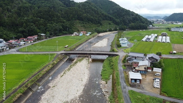 Fototapeta 岐阜県　飛騨　ドローン空撮