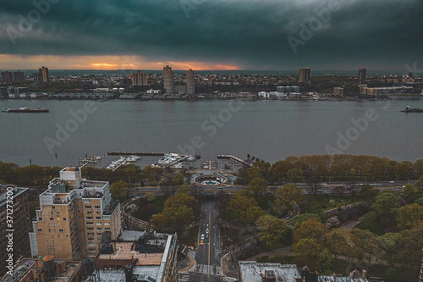 Fototapeta sunset over the river 2