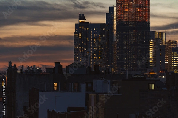 Obraz sunset behind the city