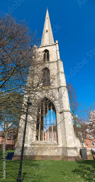 Fototapeta Tower and spire of the ruined church of Saint Andrews also known as the Glovers Needle, Worcester, Worcestershire, UK