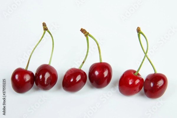 Obraz 
cherry on white background