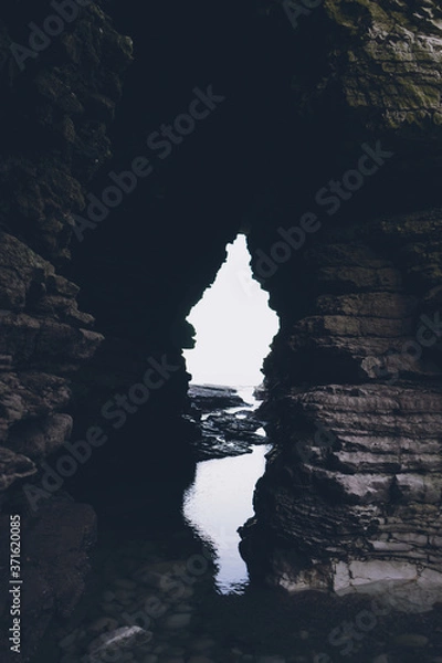 Obraz Rock Crack Reflection