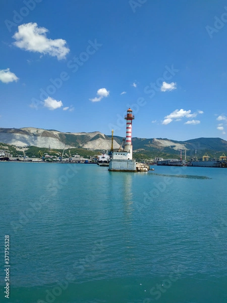 Fototapeta The lighthouse in the bay
