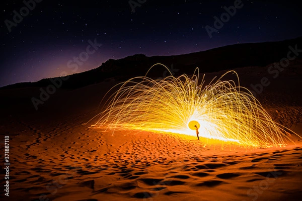 Obraz Unrecognized man with steel wool