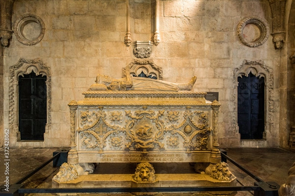 Fototapeta Tomb of Vasco da Gama in the Jeronimos monastery in Lisbon, Portugal