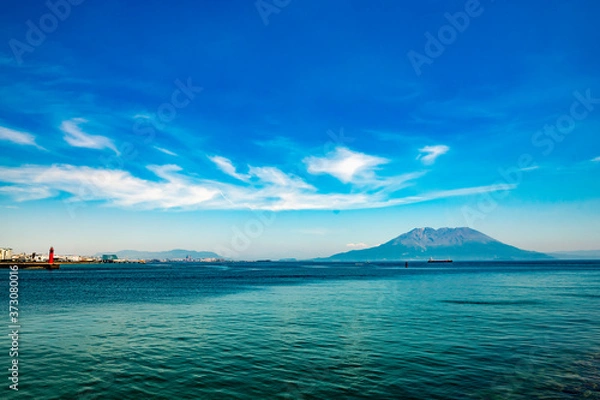 Obraz 桜島と海と空と雲の美しい夏の風景