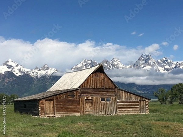 Obraz Log Cabin/Barn in Mountains (small)