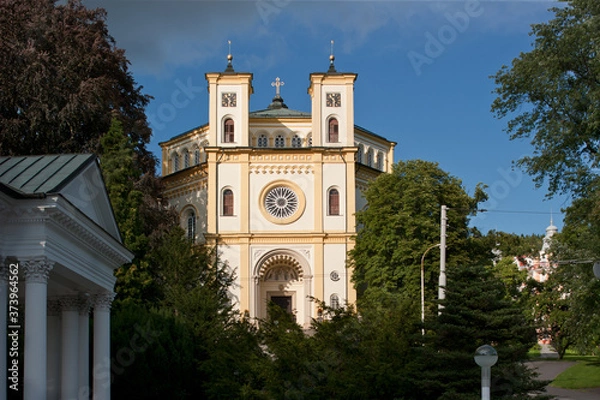 Fototapeta Kirche Mariä Himmelfahrt in Marienbad