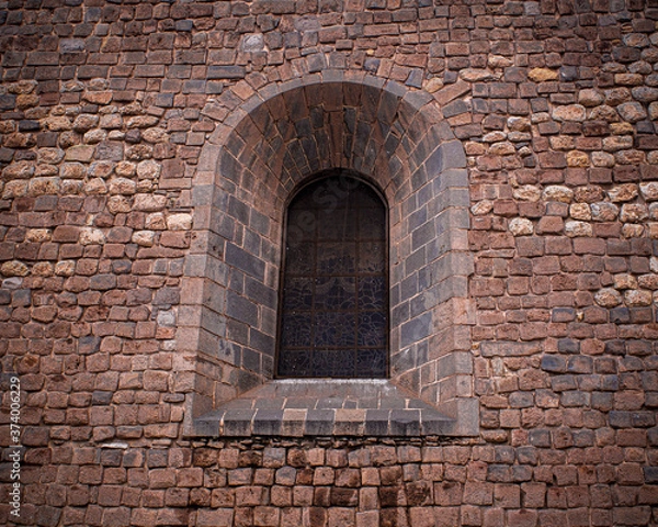 Obraz colonial window in a brick wall