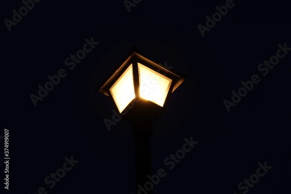 Obraz 街を照らす街灯