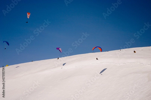 Obraz paragliding in the mountains