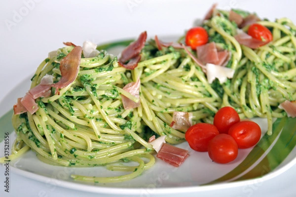 Fototapeta spinach spaghetti