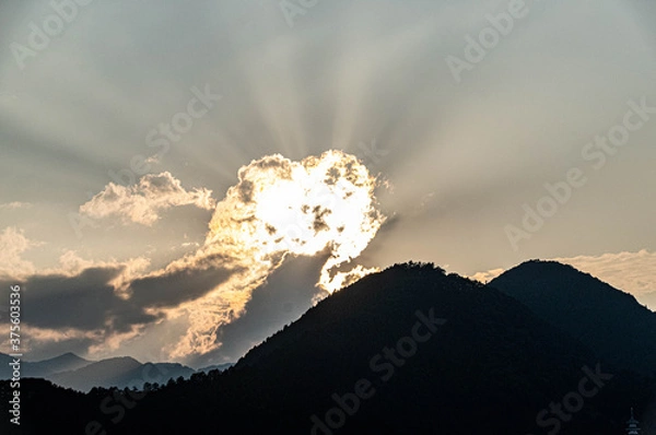 Obraz 巨神のような雲