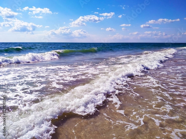 Fototapeta sea ​​and waves, seashore with big waves