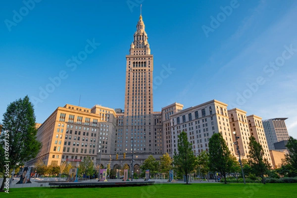 Obraz Cleveland, Ohio / USA - Sep 05 2020: Black Lives Matter Murals in front of the Public Square / Terminal Tower