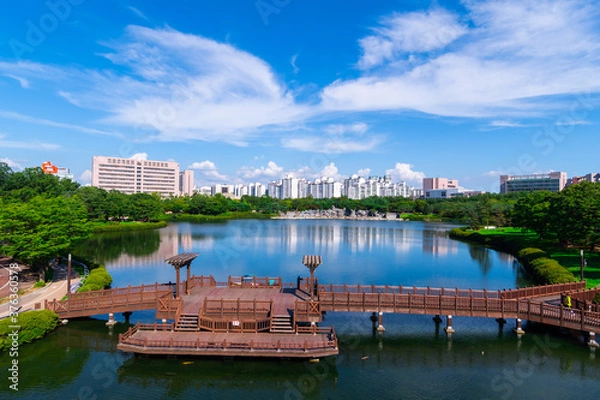 Fototapeta Overhead view of Ilsan Lake Park in Goyang, South Korea. 