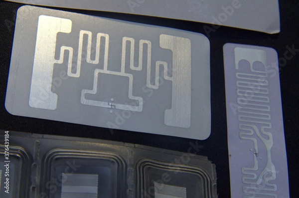 Fototapeta Semplice ma molto efficace dispositivo rfid.