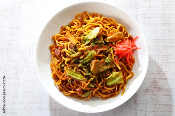 Obraz テーブルのソース焼きそば　ハイアングル