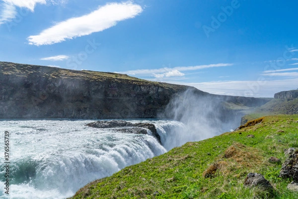 Fototapeta Gullfoss waterfall in scenic Iceland
