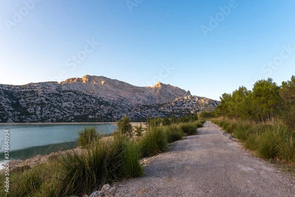 Fototapeta Embalse de Cuber