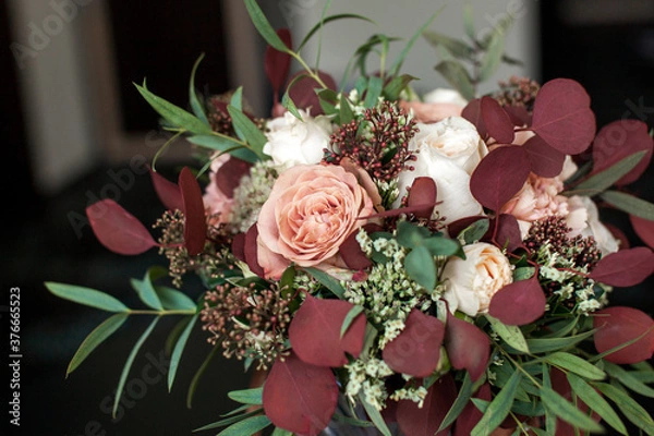 Obraz Wedding bouquet of flowers from white red rosebuds