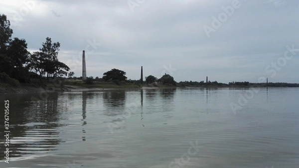 Fototapeta A day out at the riverside