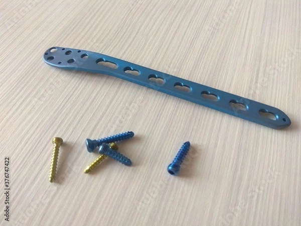 Obraz Surgical plates in traumatology for treatment bone fracture	
