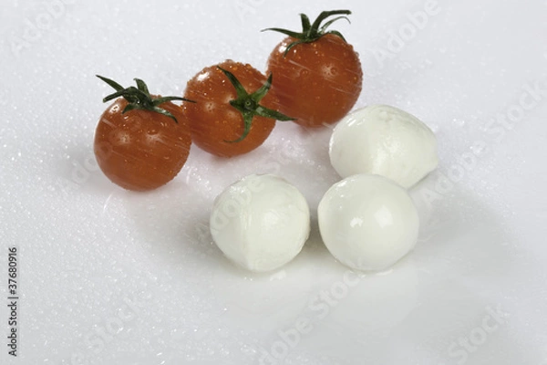 Fototapeta pomodori e mozzarelle