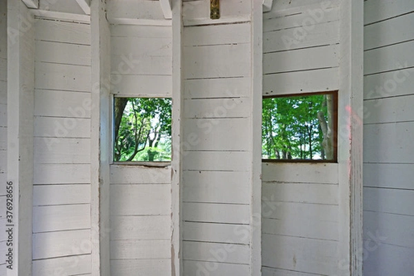 Obraz 自然公園の中のメルヘンチックな小屋の中