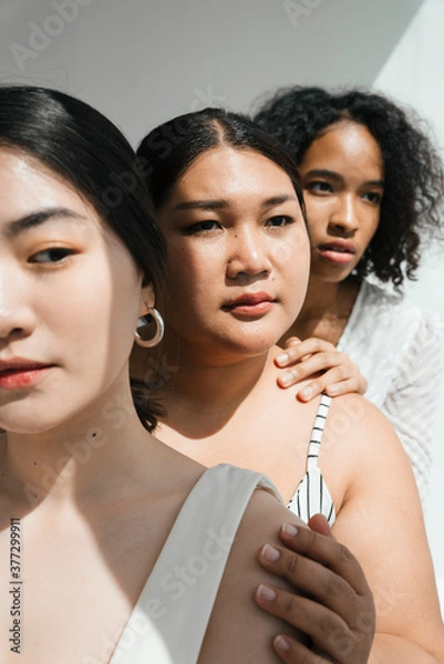 Obraz Face portraits with women of different ethnicities.