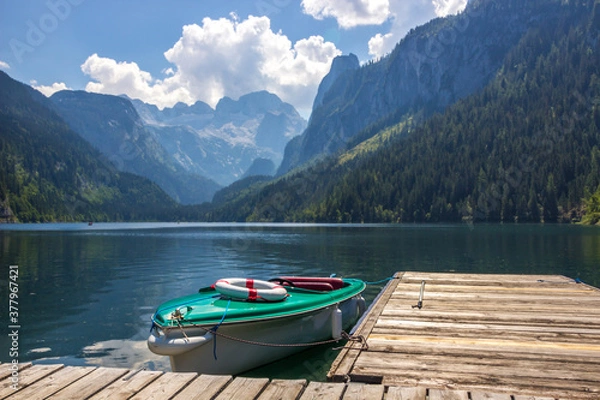 Fototapeta sunny day on Lake Voredere Gosausee in the Austrian Alps