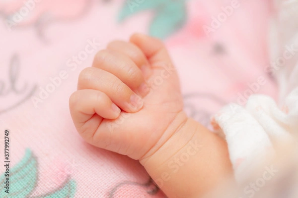 Obraz 幼い赤ちゃんの手