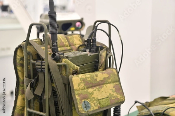 Obraz Walkie talkie, communications, military radio equipment, communications, military backpack, isolated, machine, equipment, industry, tank, white, engine, tractor, vehicle, toy, automobile, army, techno