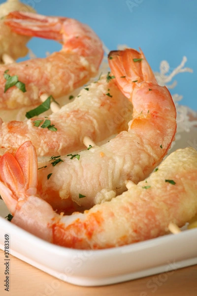 Fototapeta Tempura Jumbo Shrimp skewer on table with fried rice pasta