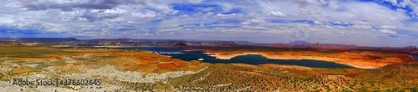 Fototapeta North America, United States, Arizona, Page, Lake Powell and Wahweap Marina