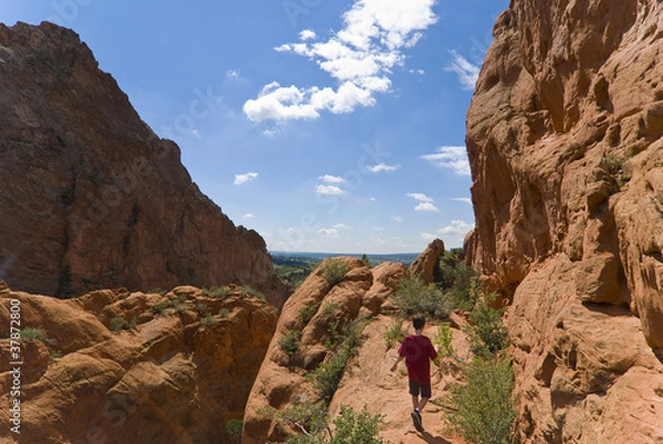 Fototapeta Boy Hiking