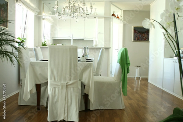 Obraz Esstisch in Luxuswohnung