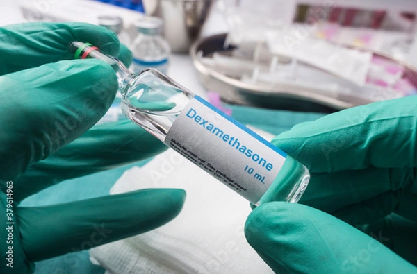 Obraz Nurse preparing with medical treatment with Dexamethasone vial in the hospital