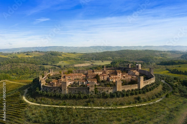 Obraz aerial view of the medieval town of monteriggioni tuscany italy